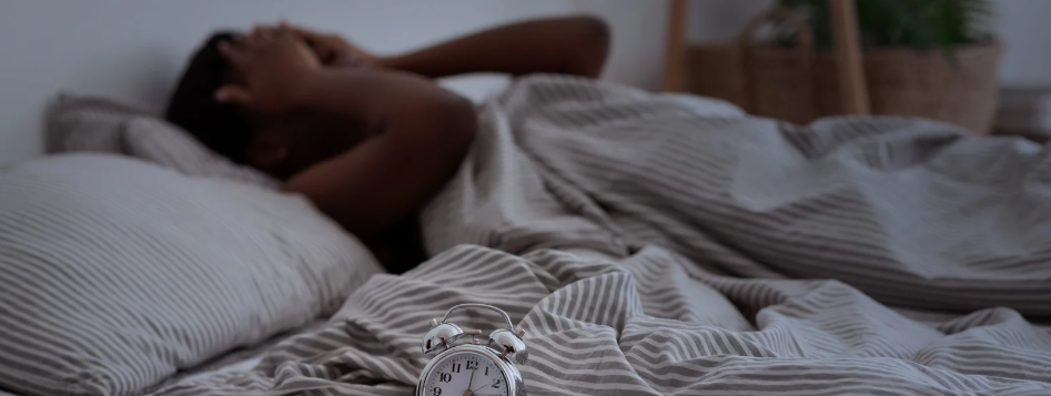 不眠症の女性